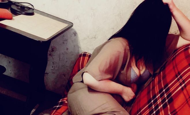 Юля - интим массаж на дому, минет и другие услуги экстра-класса